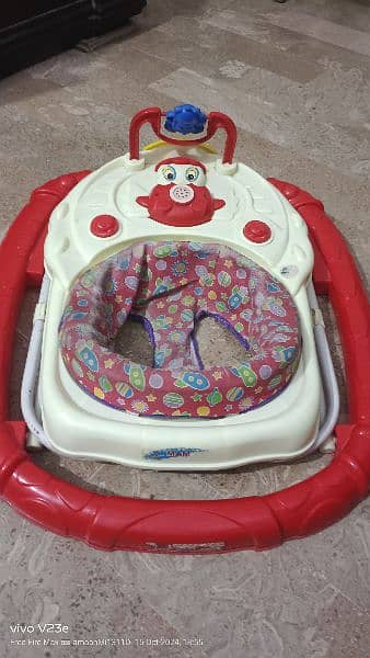 baby walker original  condition 10/10 2