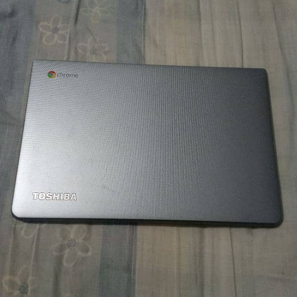 Laptop in Toshiba. 1