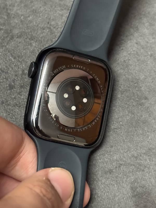 Apple watch series 7 45mm alluminum body midnight colour used 1