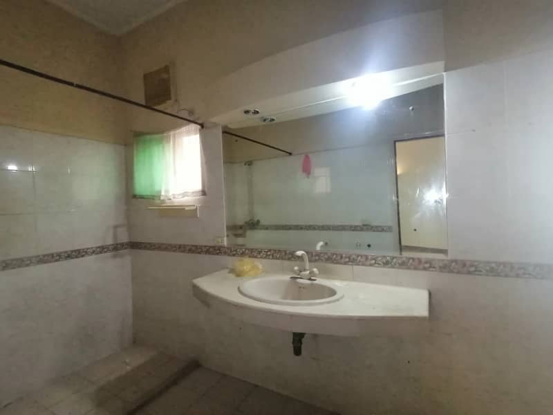 DHA 1 Kanal Wonderful Lower Portion For Rent In Phase 4 19