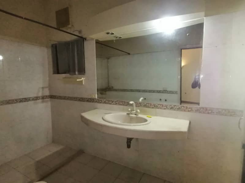 DHA 1 Kanal Wonderful Lower Portion For Rent In Phase 4 27