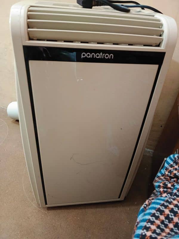 1.2ton Portable Air Conditioner 13000btu Portable AC with exhaust pipe 4