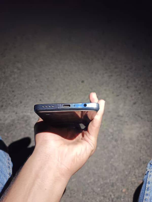 Infinix Hot 40 pro 1