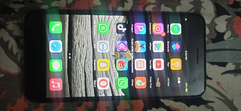 iPhone 8 plus 64gb 0