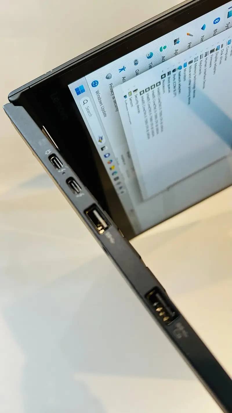 Lenovo Yoga Core i7/16GB/256GB Touch 360 Tablet/Laptop 3