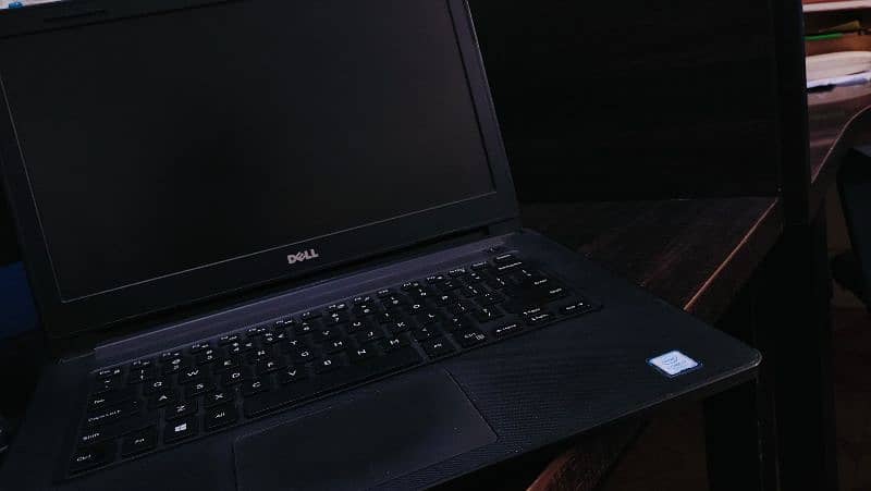 Dell Vostro 2