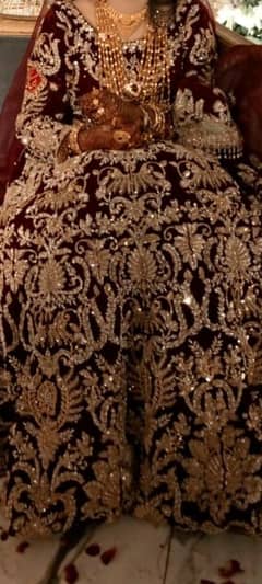 bridal velvet lehnga