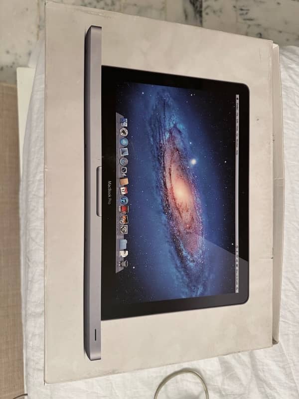 Macbook Pro i5 2011 model 5