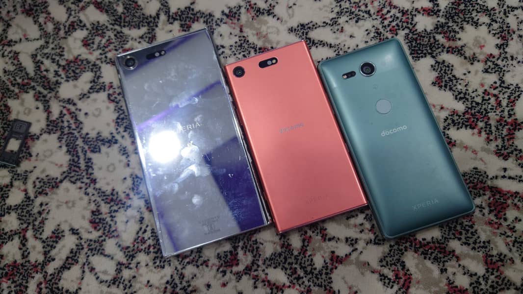 SONY XPERIA XZ2 COMPACT | PTA APPROVED! | JUST DISPLAY REQUIRED 4