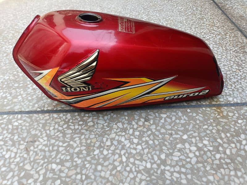 HONDA CG 125 RED 21 MODEL TANKI MINT CONDITION 2