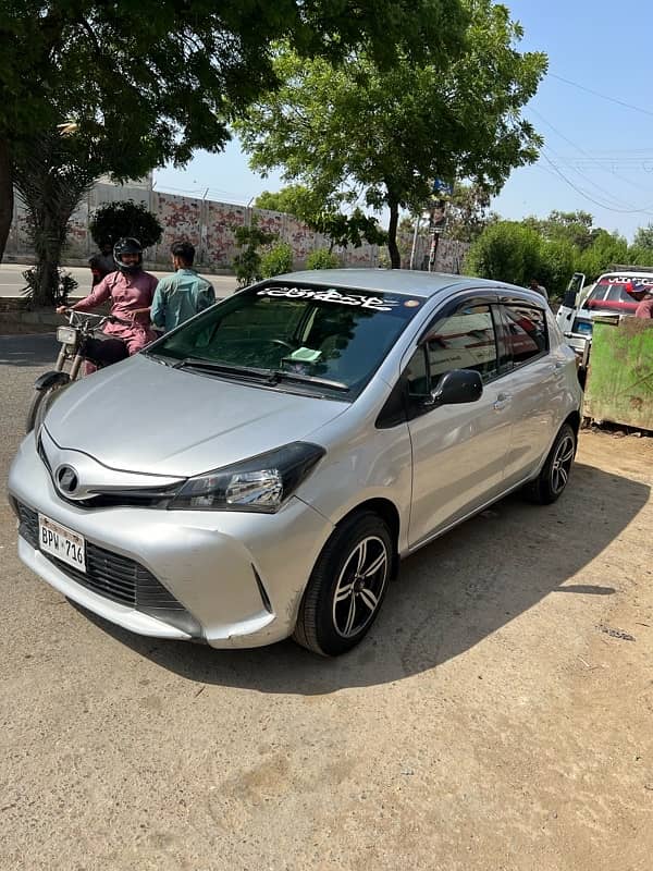 Toyota Vitz 2015 9