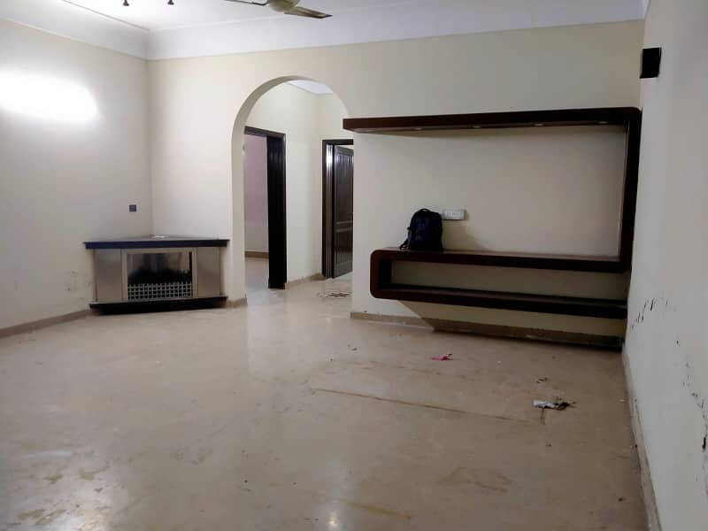 17 Marla indepedent House for Rent in Johar Town 5