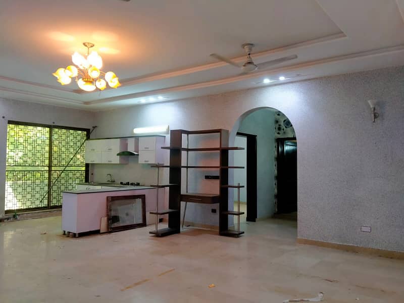 17 Marla indepedent House for Rent in Johar Town 13