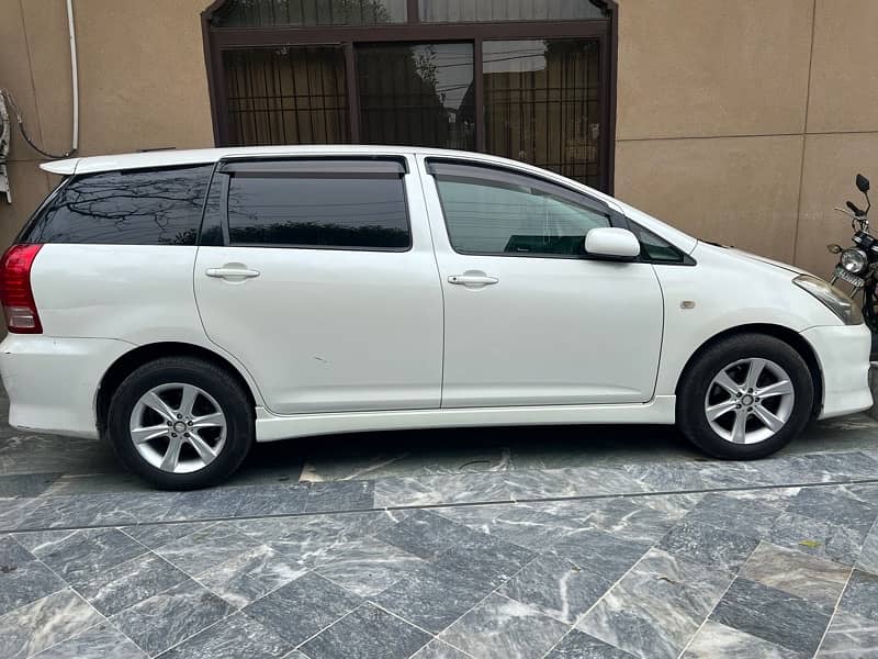 Toyota Wish 2006 6