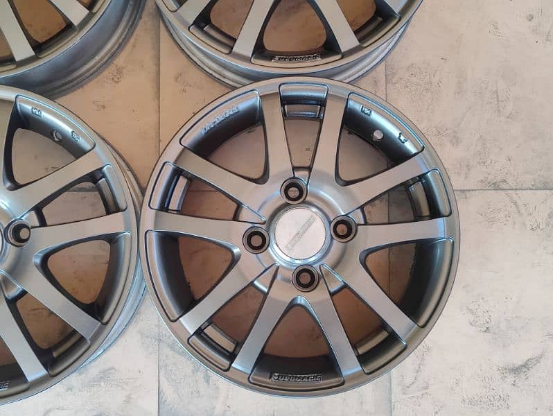 Slightly Used 13 inch Alloy Rims For Alto Wagon R & 660cc cars (China) 12