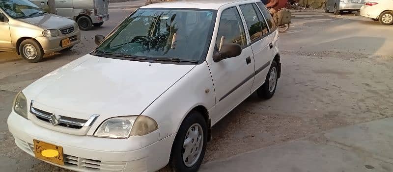 Suzuki Cultus VXR 2016 White. 4