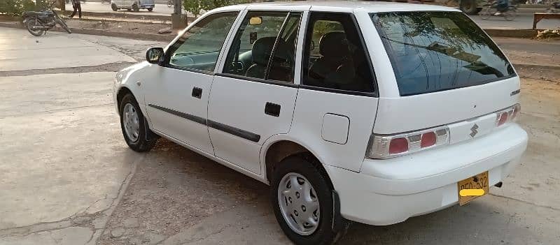 Suzuki Cultus VXR 2016 White. 5