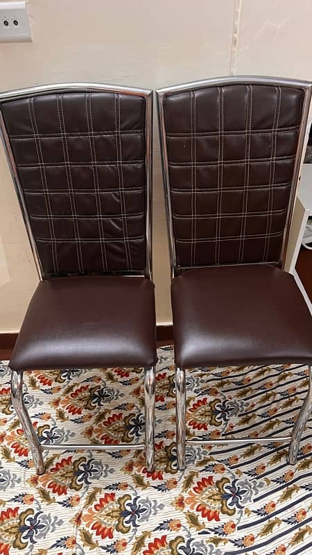 set of 4 chair 0