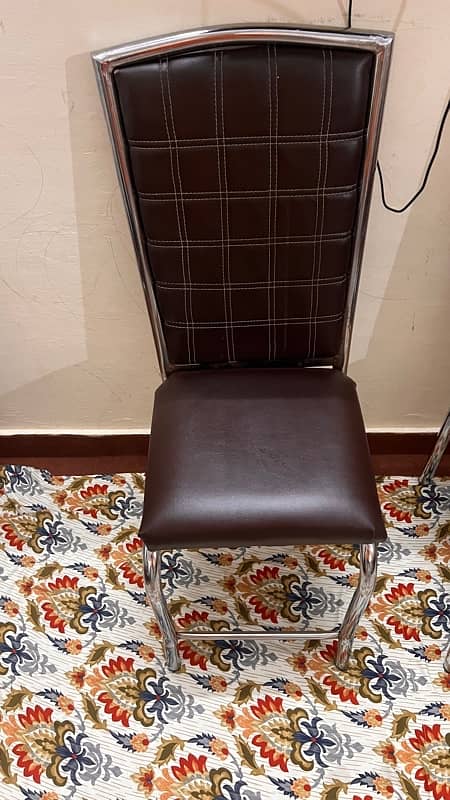 set of 4 chair 2