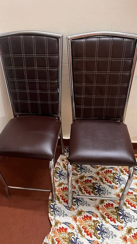 set of 4 chair 3