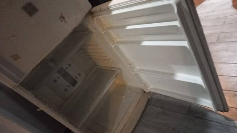 dawlance fridge for sale 1