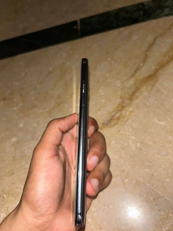 One plus 7t - 8/128gb exchange possible especially with Google 4a 6