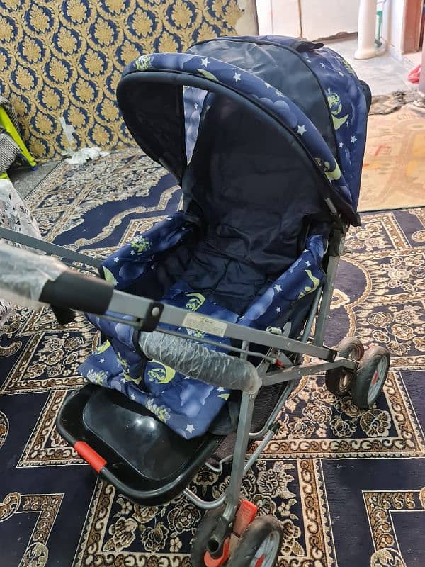 High Quality New pram 10/10 urgent sale 3