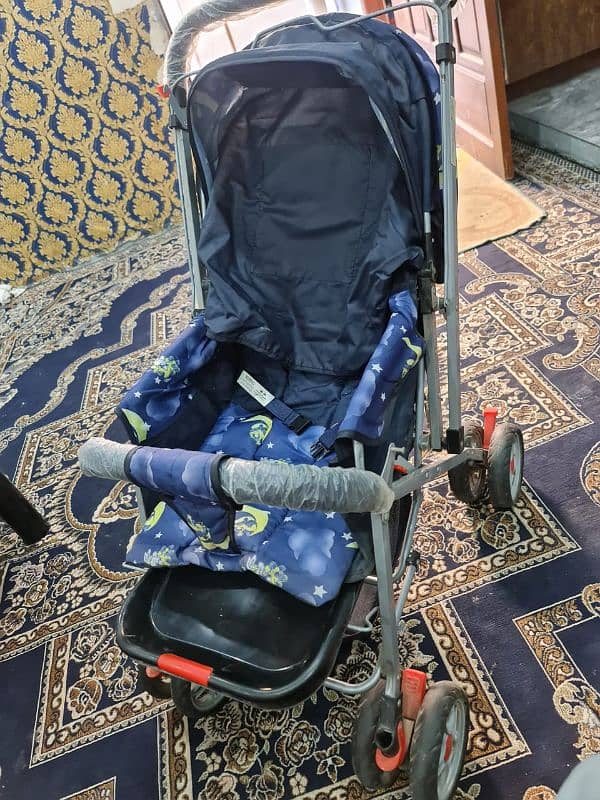 High Quality New pram 10/10 urgent sale 4