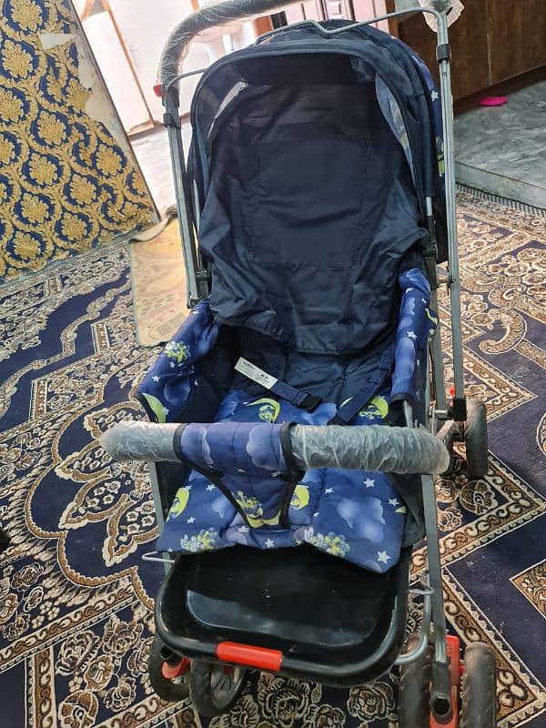 High Quality New pram 10/10 urgent sale 5