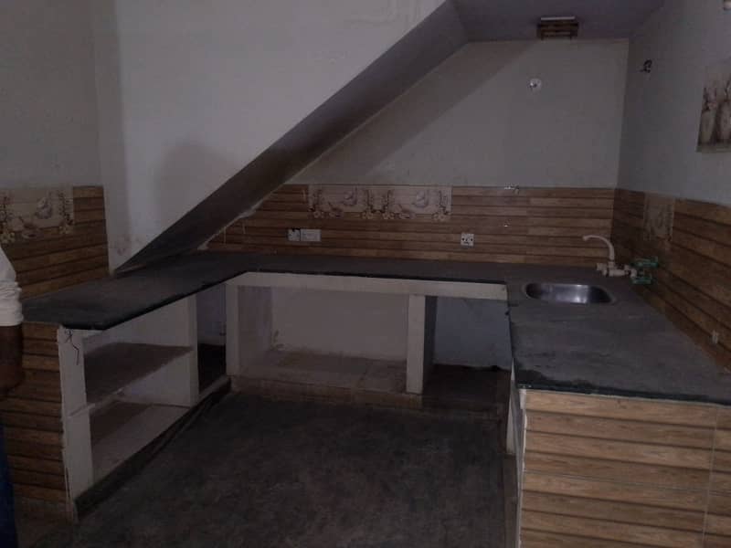 2 bed dd portion available for rent in north Karachi 2