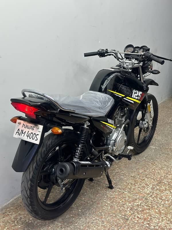 yamaha ybr125g 2021 ( 10000 km used only ) 3