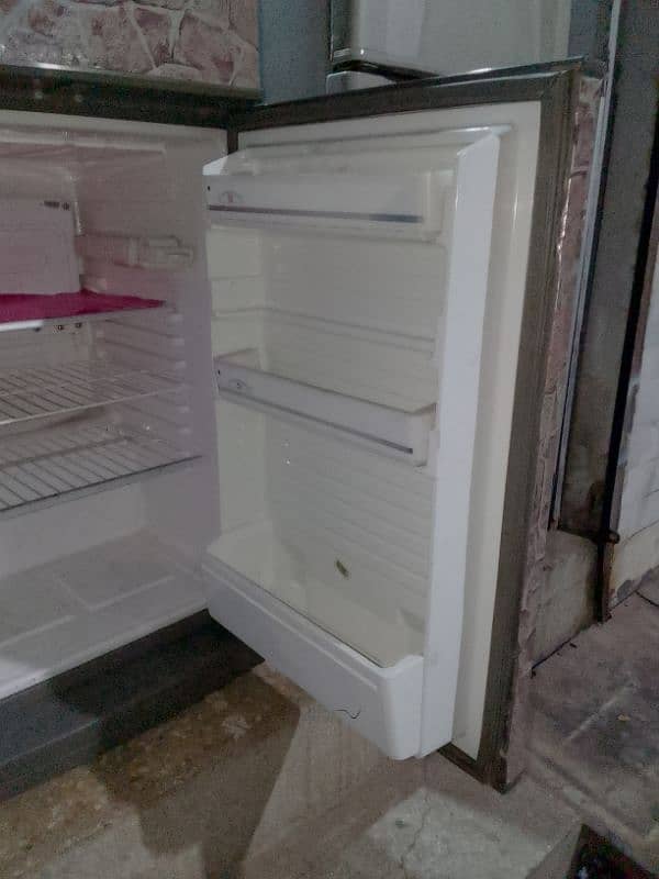 Dawlance fridge small size for sale 5