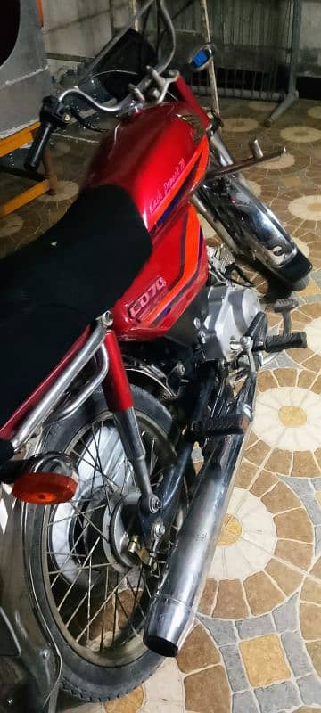 Honda CD 70 (Red color) 2