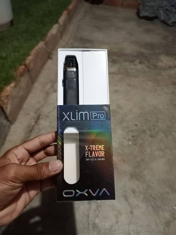 oxva xlim pro black leather 4