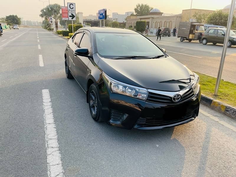 Toyota Corolla GLI 2015 1