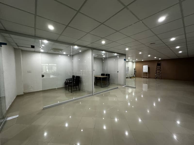 Commercial Office Available for Rent in Johar town 6