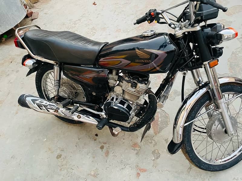 Hero 125 2012model 5gairs self start 7