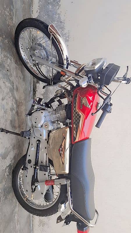 Honda CG 125 S Gold (Ad) 10/10 Condition 5