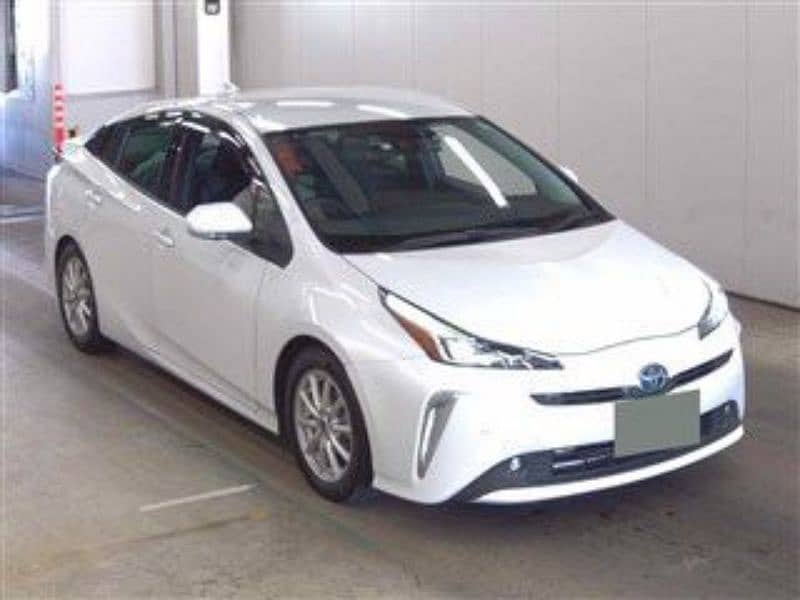 Toyota Prius A premium touring seletion 6