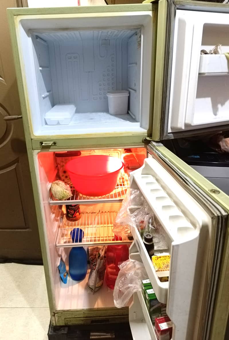 Dawlance fridge | Refrigerator for sale 3