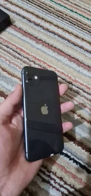 iPhone 11 jv 64 GB 3