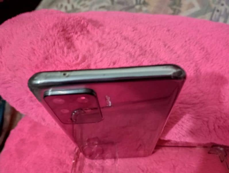 10 by 10 Condition and original charger oppo f19 pro 1