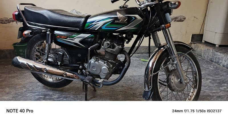 Honda 125 model 22_23 1