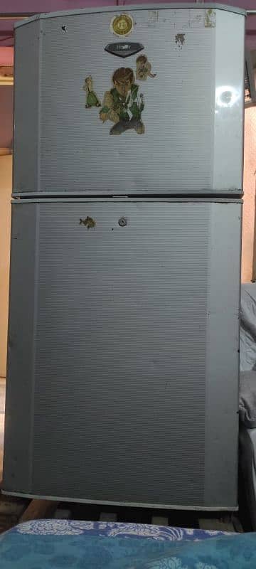 Old Haier 13 cubic feet refrigerator. 3