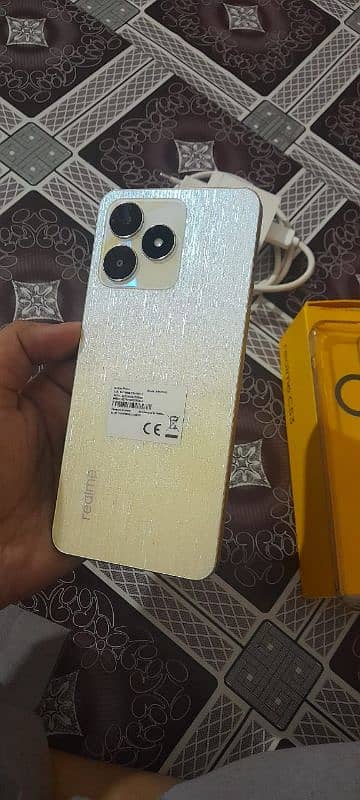 Realme C53 0