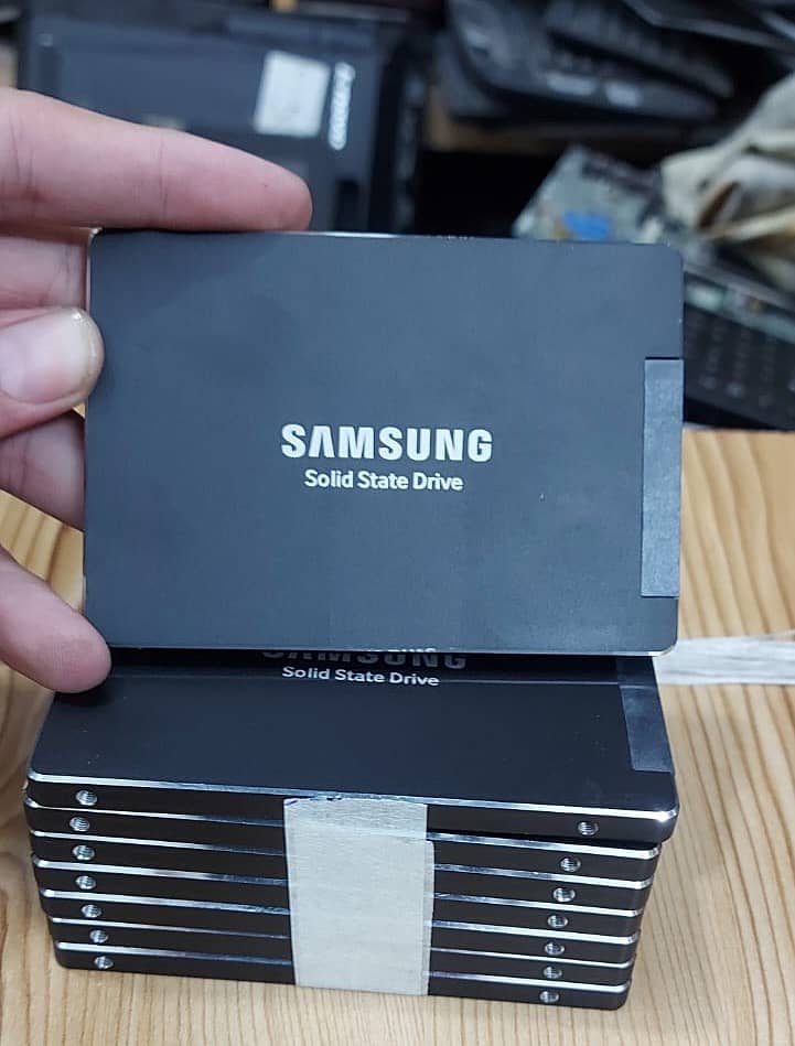 Samsung 800GB SSD 845DC PRO High-Performance Enterprise SSD 2