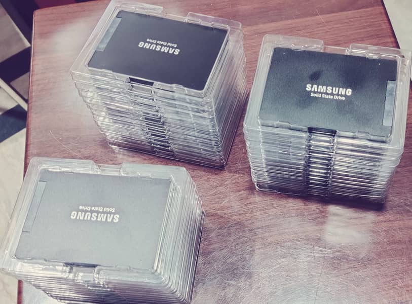 Samsung 800GB SSD 845DC PRO High-Performance Enterprise SSD 5