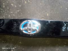 very good condition Prius back penal 0