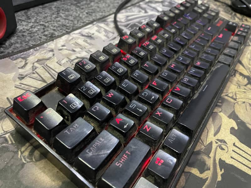 Redragon K552 KUMARA Mechanical Gaming Keyboard 0