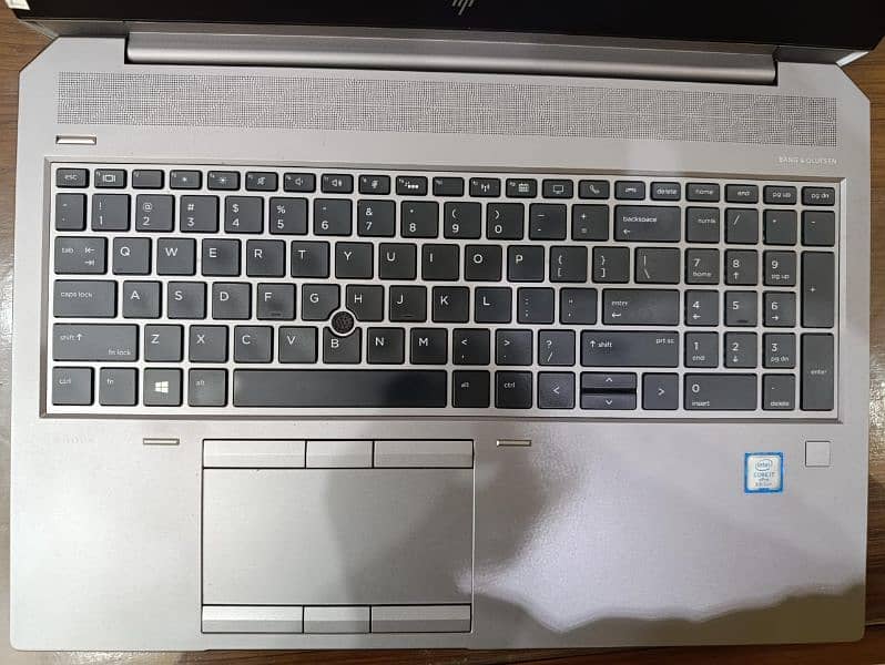 hp zbook G5 4